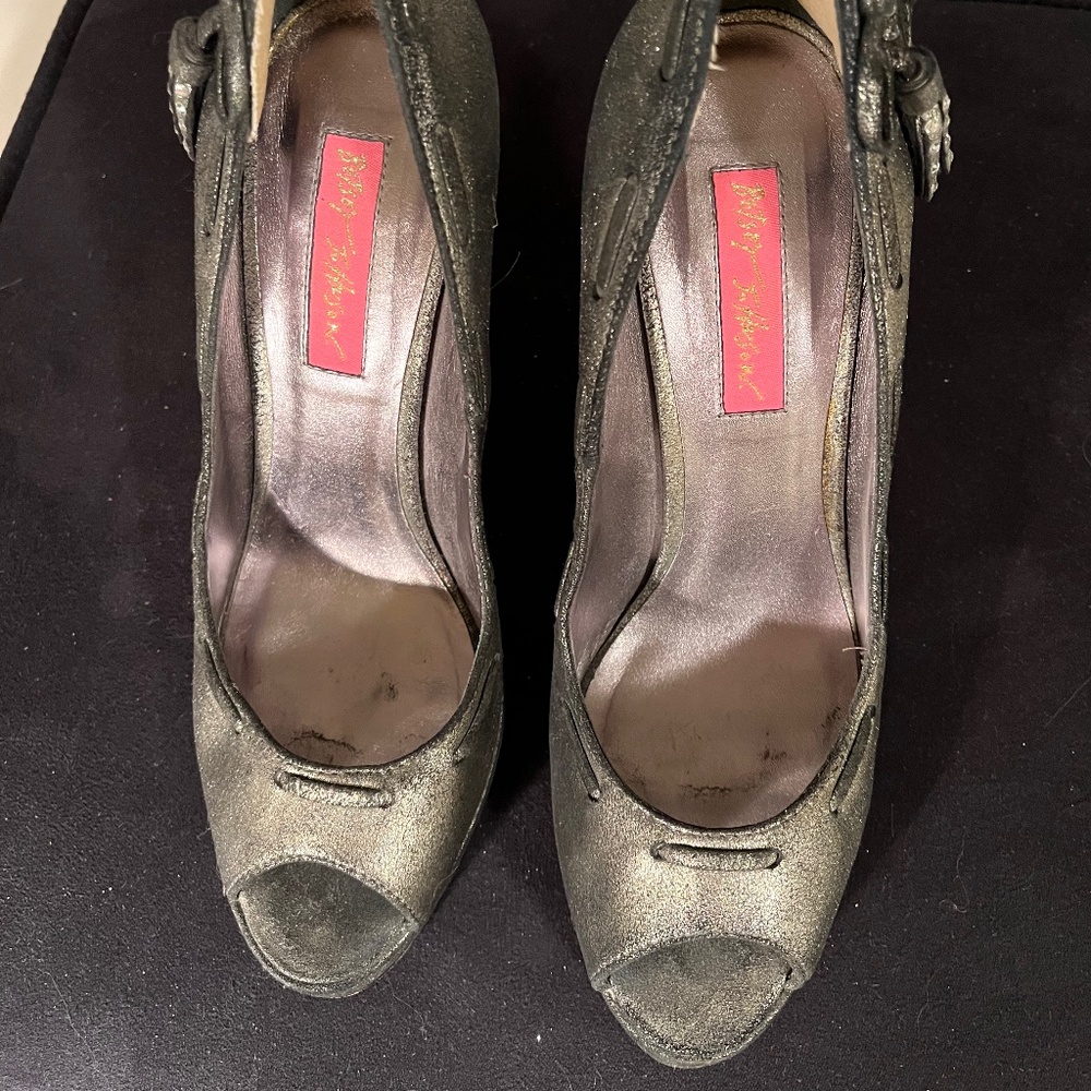 Betsey Johnson Silver and Pink Heels - Picture 4 of 4